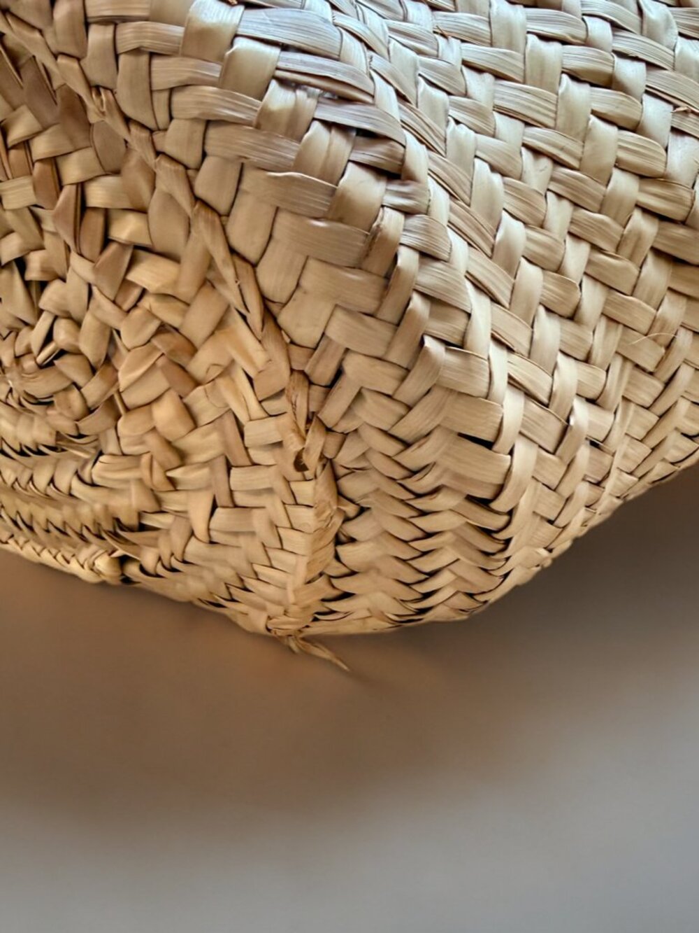 Loewe Anagram Large Palm Leaf Basket Handbag - Picture 6 of 10